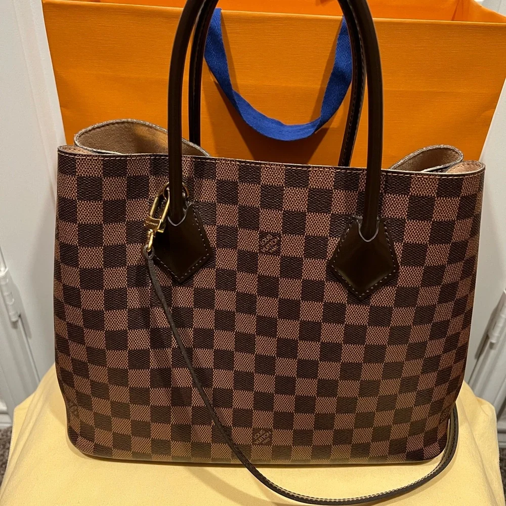 Beautiful AUTHENTIC Louis Vuitton Kensington Tote - Picture 11 of 16
